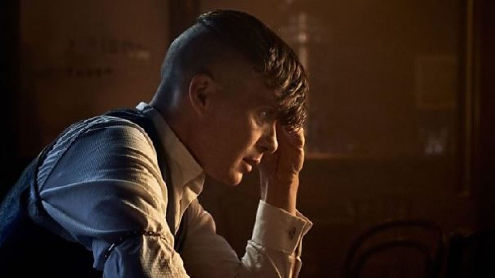 Cillian Murphy Is Currently Playing Tommy Shelby Mp Blinders Season 5 Online
