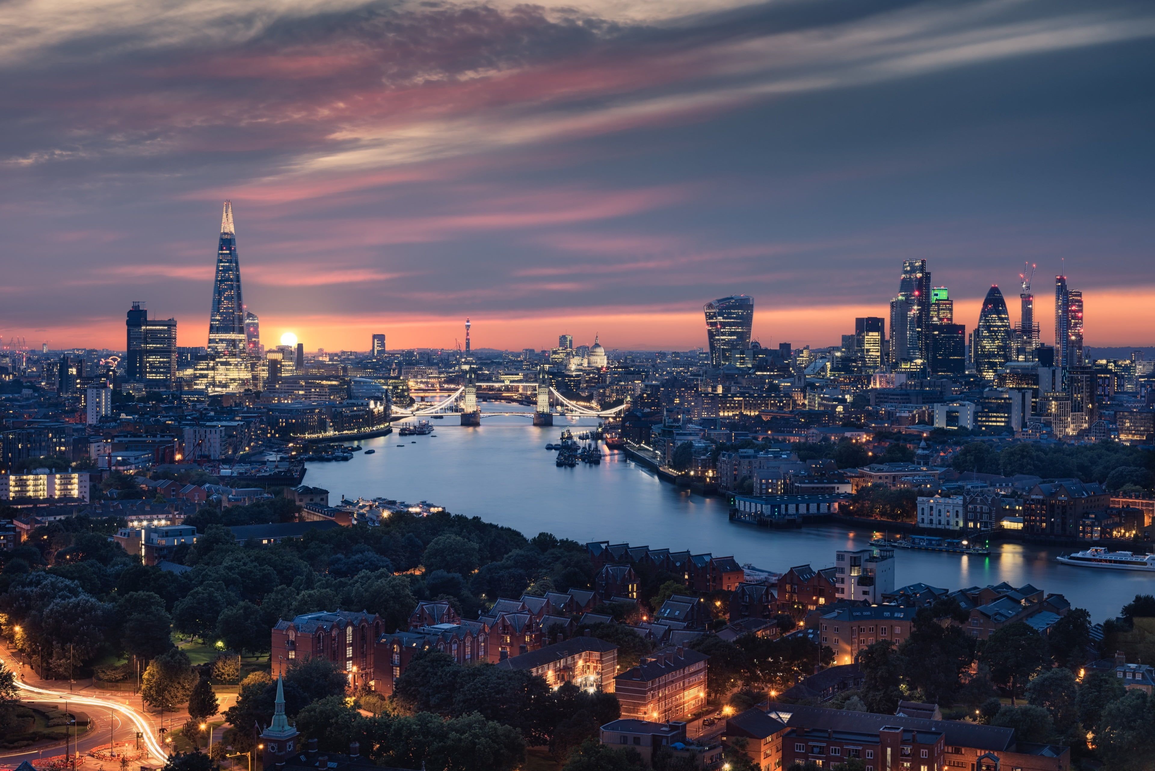 London Skyline At Night Wallpaper
