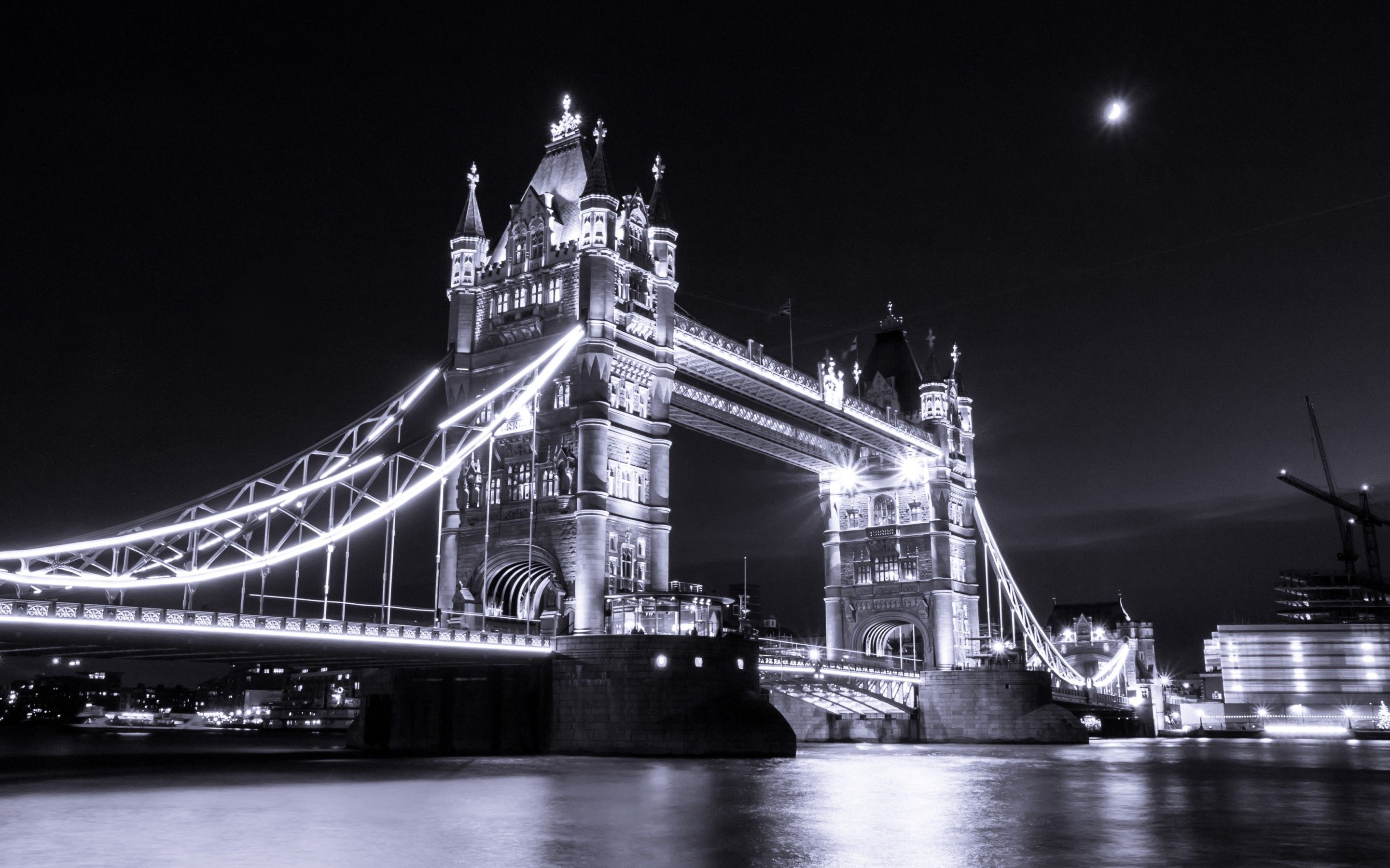 Tower Bridge 4K Wallpaper, London, River Thames, Monochrome, Dark background, Lights, Cityscape, World