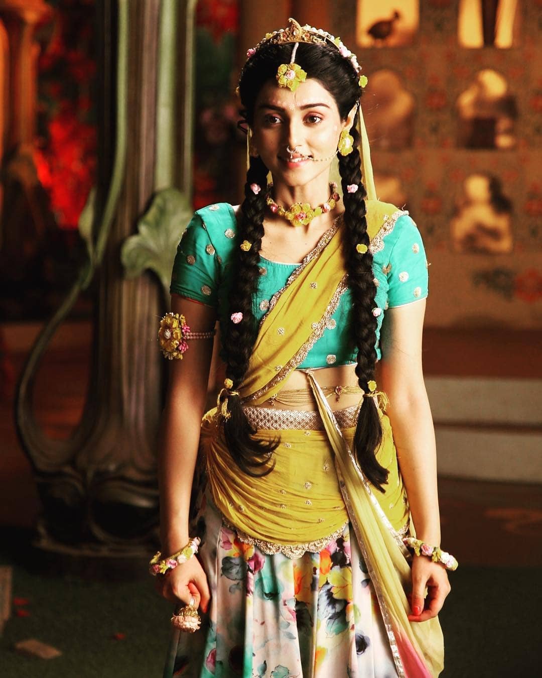 Mallika Singh Wallpaper