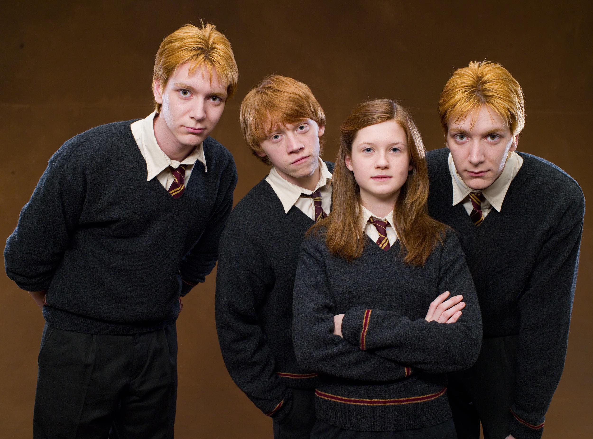 The Weasley Family Wallpapers - Wallpaper Cave.