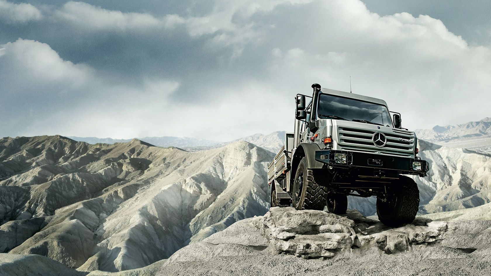1680x945 mercedes benz unimog wallpaper for desktop