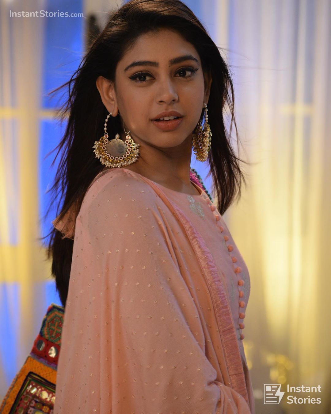 Niti Taylor Photo