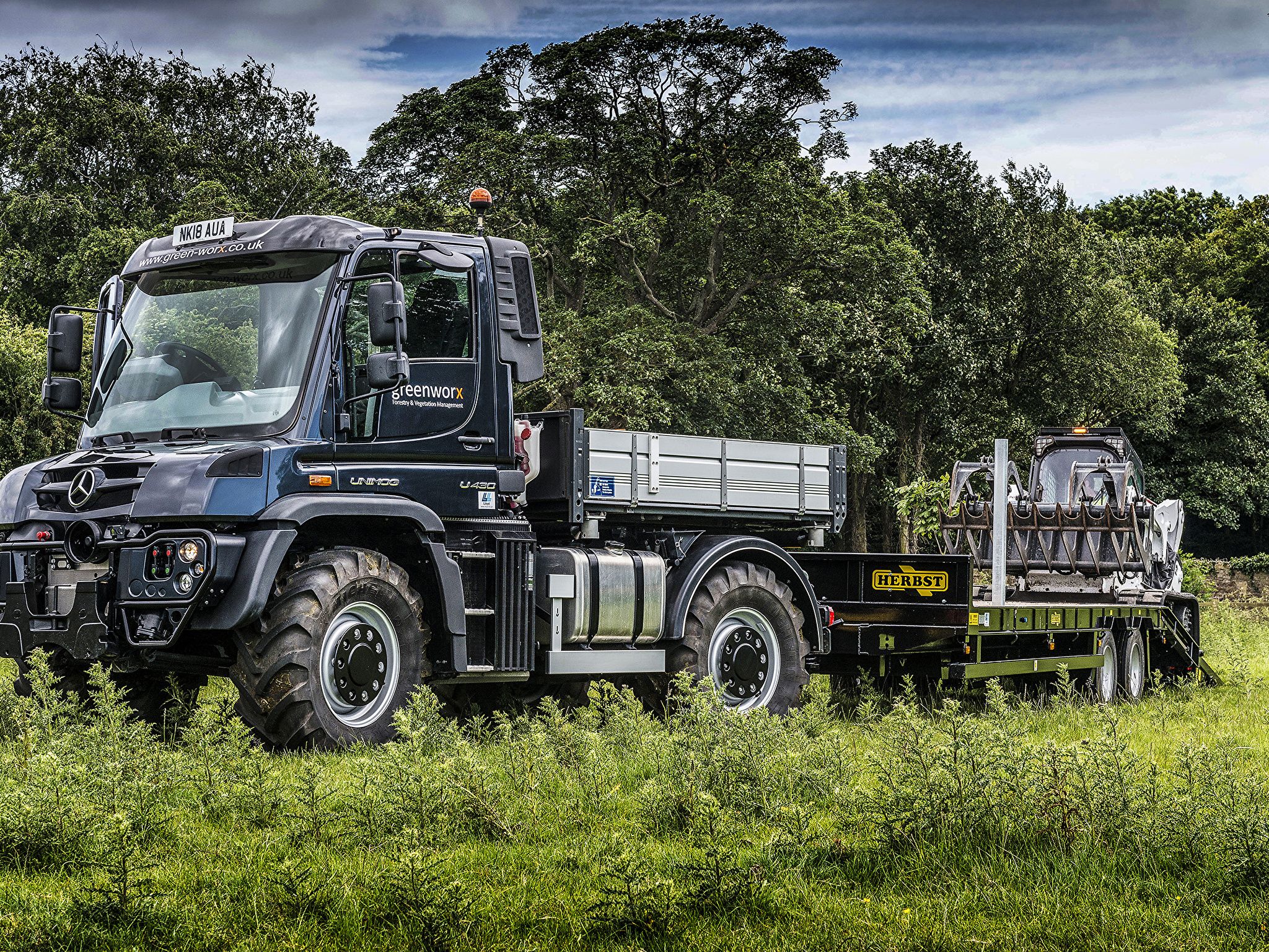 Mercedes Benz Unimog Wallpapers Wallpaper Cave