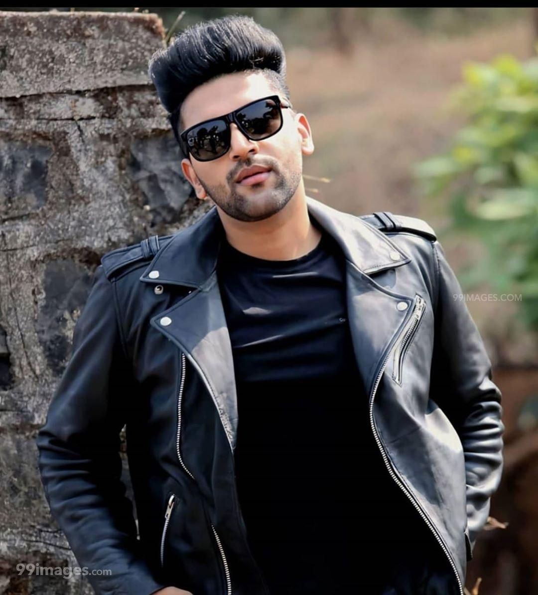 Guru Randhawa Best HD Photo Download (1080p) (Whatsapp DP Status Image) (1080x1193)
