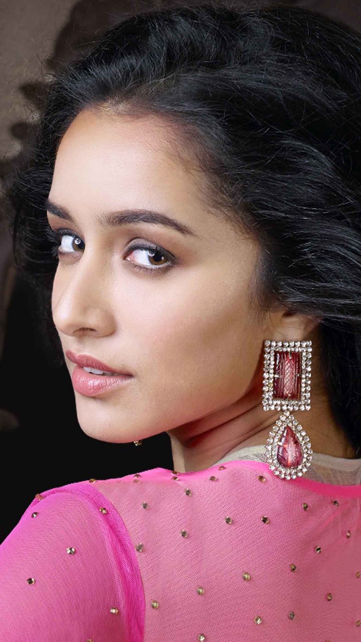 Shraddha Kapoor 5 wallpaper in 720x1280 resolution