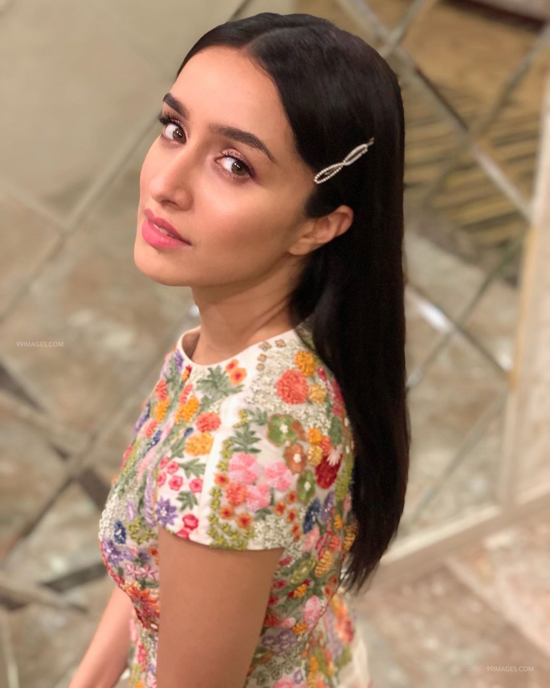 Shraddha Kapoor Beautiful HD Photo & Mobile Wallpaper HD (Android IPhone) (1080p) #shraddhakapoor #ac. Shraddha Kapoor, Celebrity Wallpaper, HD Photo