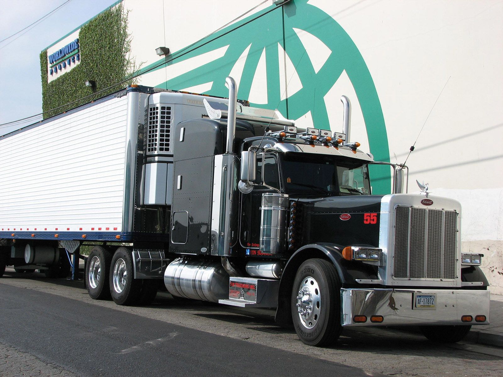 Peterbilt 379 picture. Peterbilt photo gallery