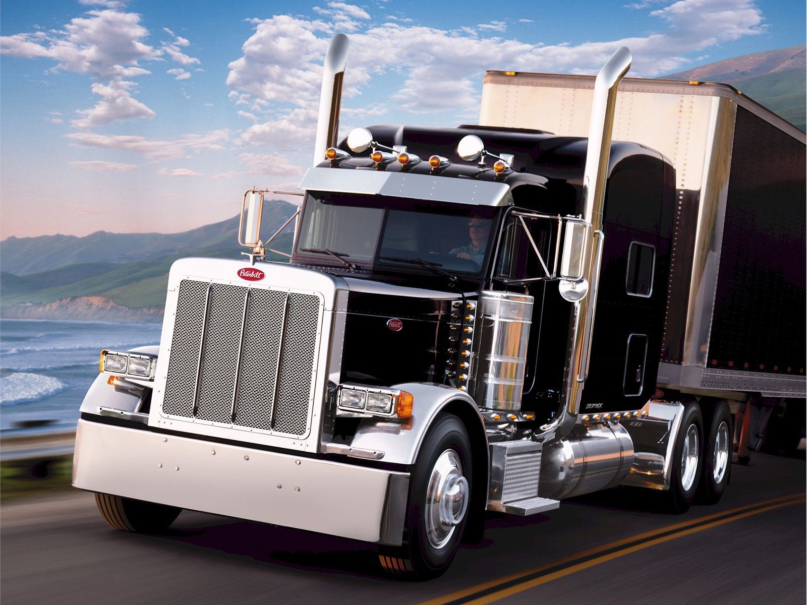 50 Peterbilt HD Wallpapers and Backgrounds