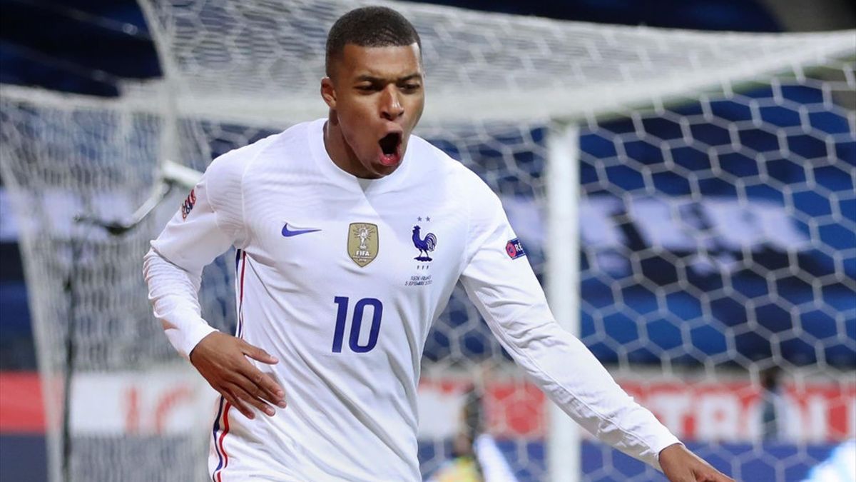 Kylian Mbappe tells PSG he wants to leave should he go to Liverpool or Man Utd?