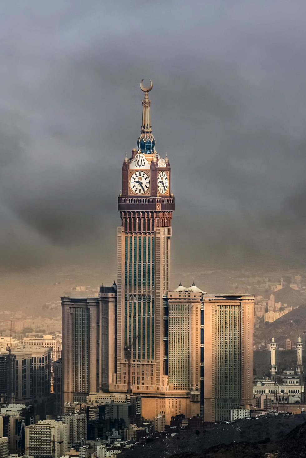 The 30 Tallest Buildings in the World. Mecca wallpaper, Mecca masjid, Mecca tower