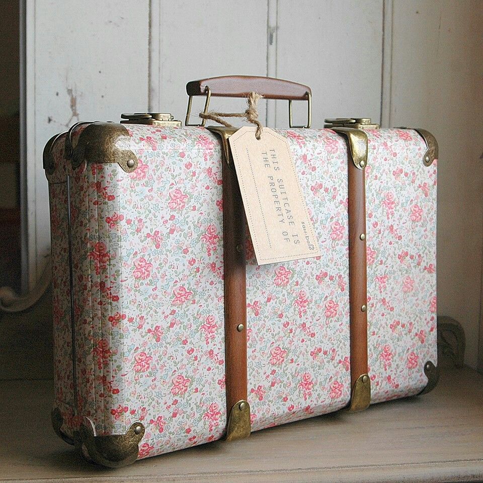 Women Luggage Wallpapers - Wallpaper Cave