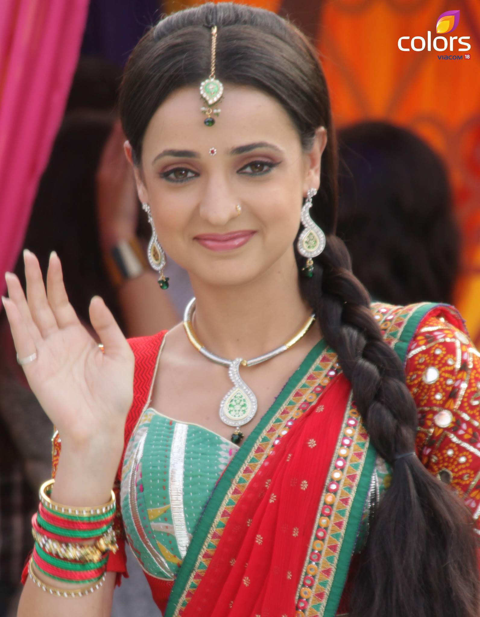 Sanaya Irani iPhone Wallpaper
