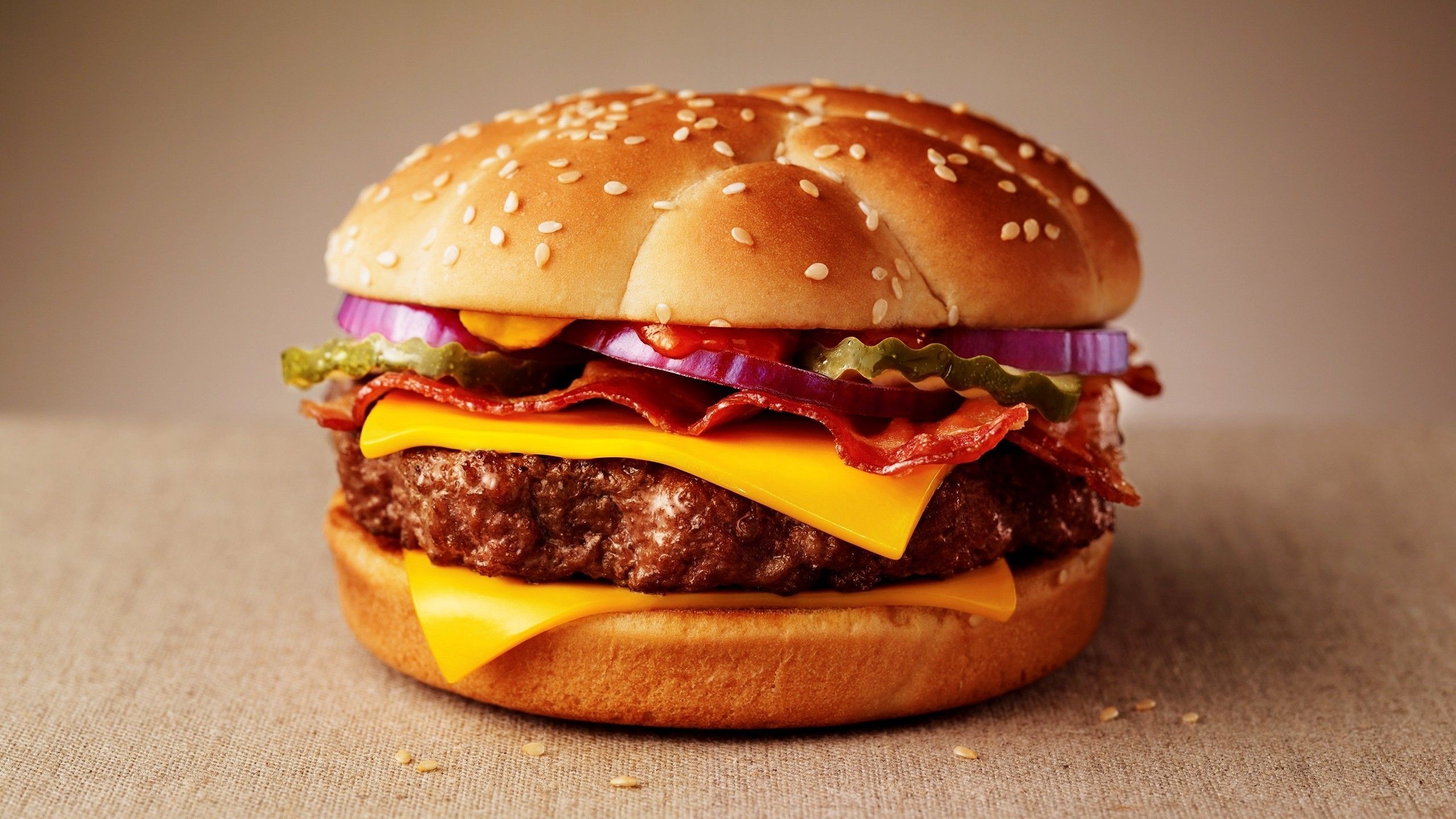 Wallpaper, meat, cheese, bacon, burgers, fast food, hamburger, whopper, dish, breakfast sandwich, slider, veggie burger, cheeseburger, big mac, sloppy joe 2560x1440