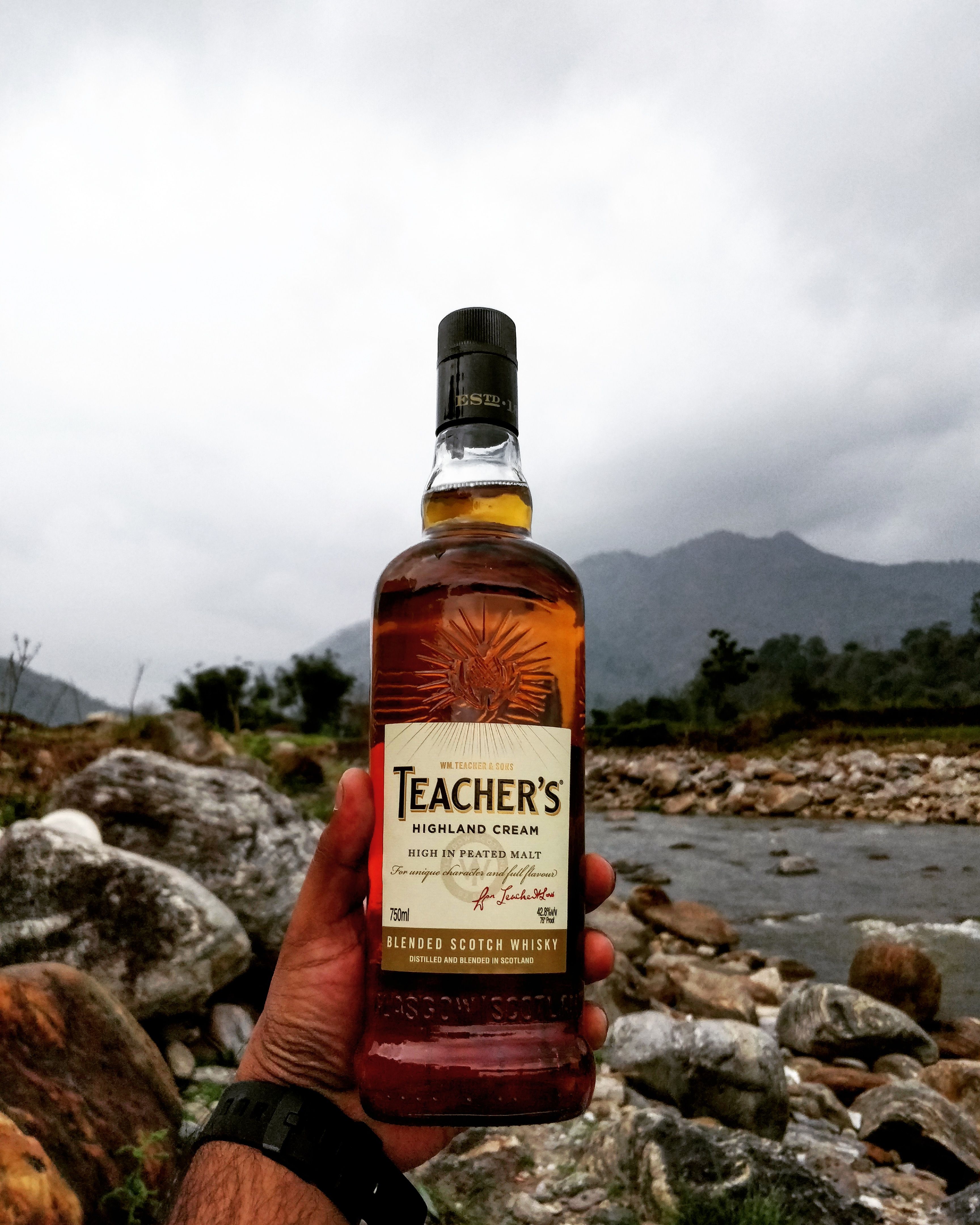 Free of liqour, nature, whisky