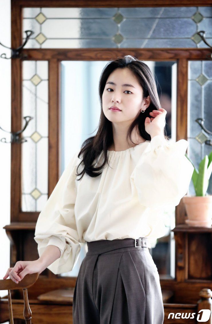Jeon Yeo Bin Gallery (전여빈) HanCinema