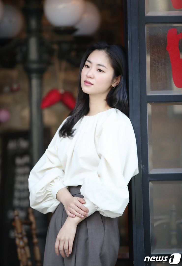Jeon Yeo Bin Gallery (전여빈) HanCinema
