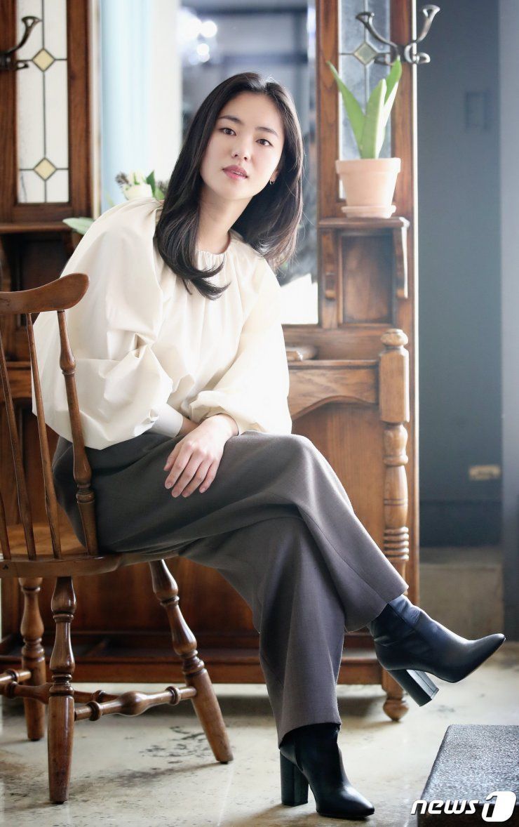 Jeon Yeo Bin Gallery (전여빈) HanCinema