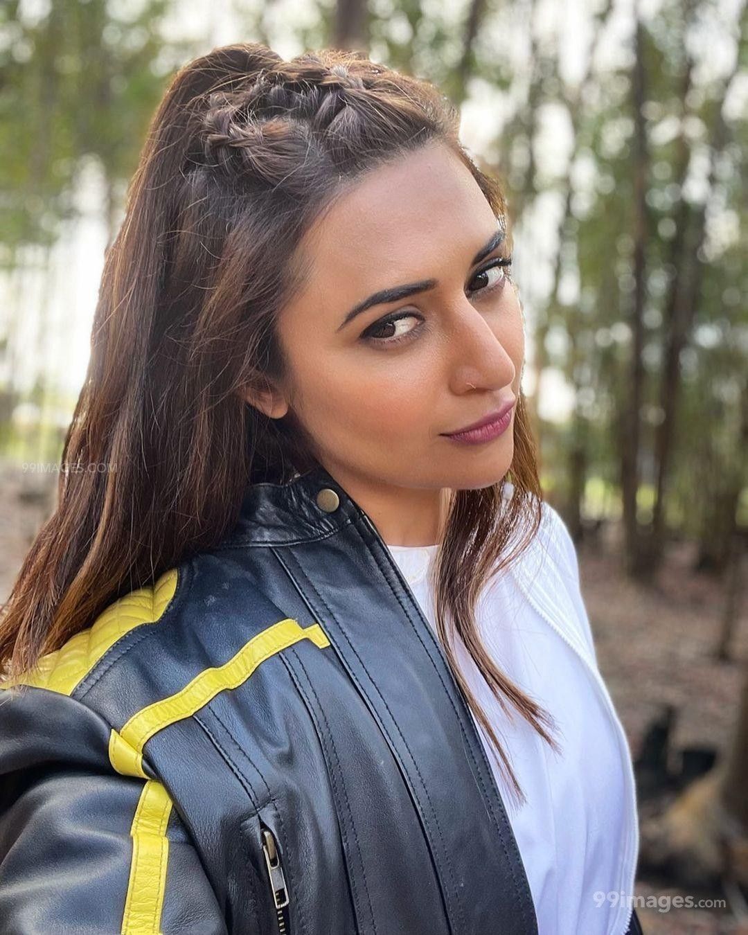 Divyanka Tripathi iPhone Wallpapers - Wallpaper Cave