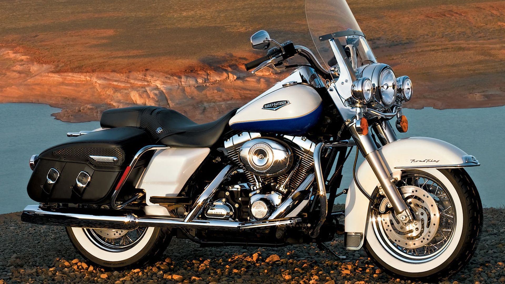 Harley Davidson Road King HD Wallpaper And Background