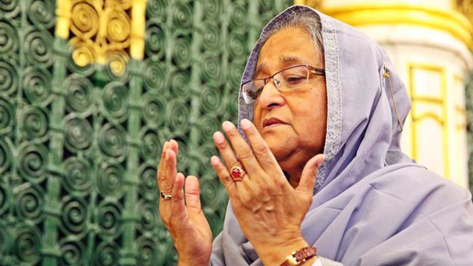 Sheikh Hasina visits Prophet's Mosque