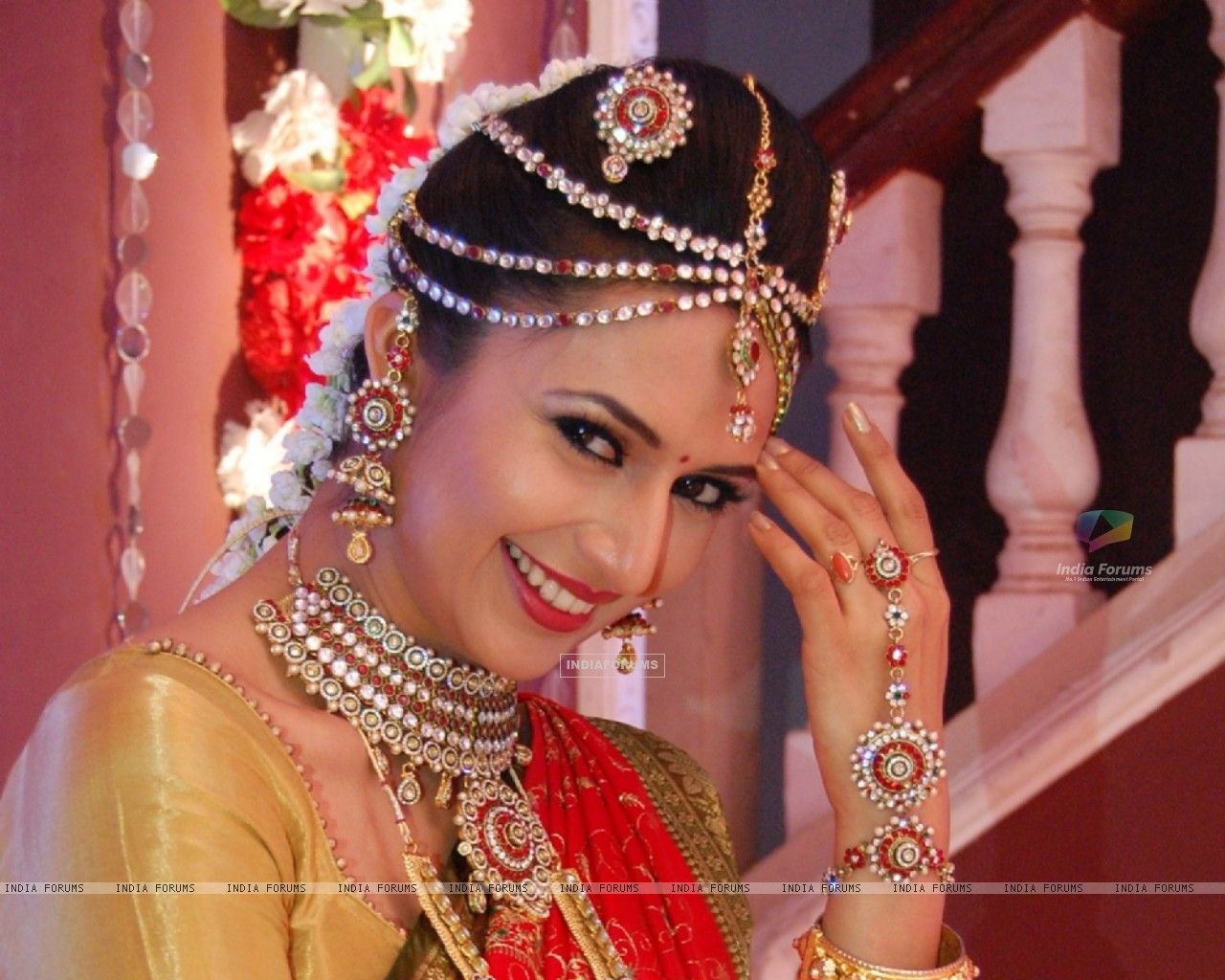 Divyanka Tripathi Desktop Wallpapers - Wallpaper Cave