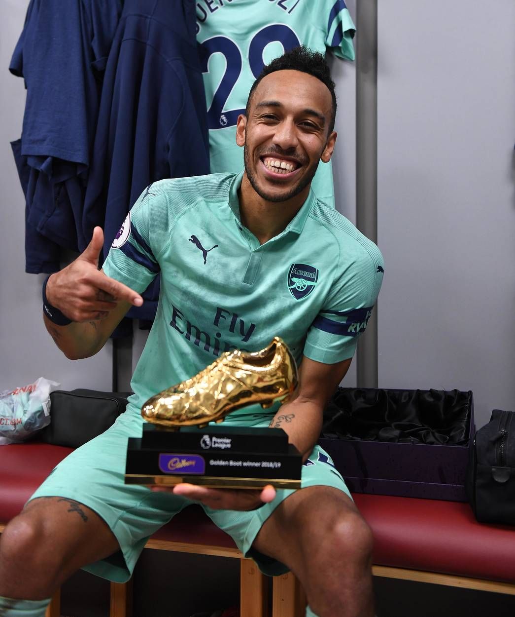 Picture: Auba poses with Golden Boot