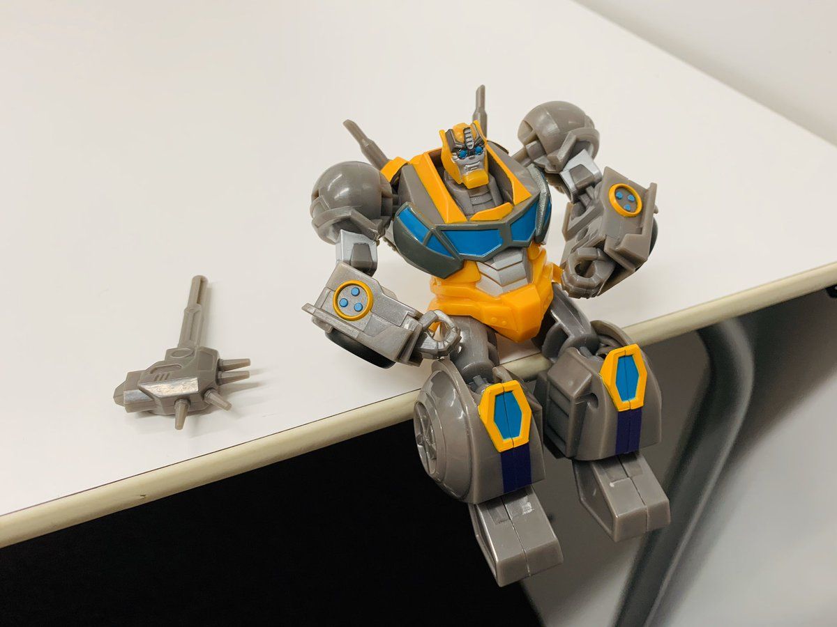TFW2005 Cyberverse Build A Figure Maccadam New Image