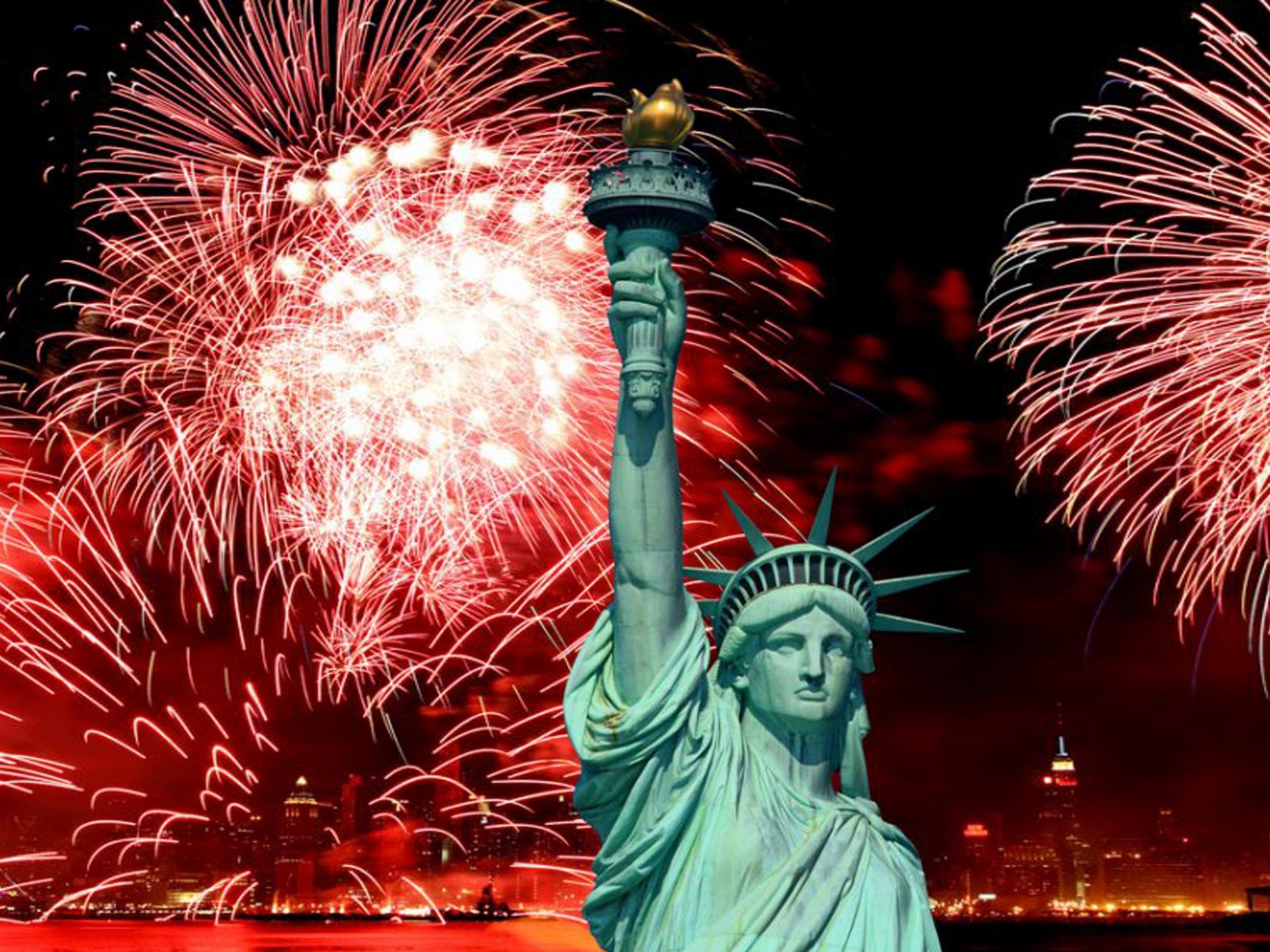 The Statue Of Liberty And 4th Of July Celebration Fireworks Desktop HD Wallpaper For Mobile Phones And Computer 3840x2400, Wallpaper13.com