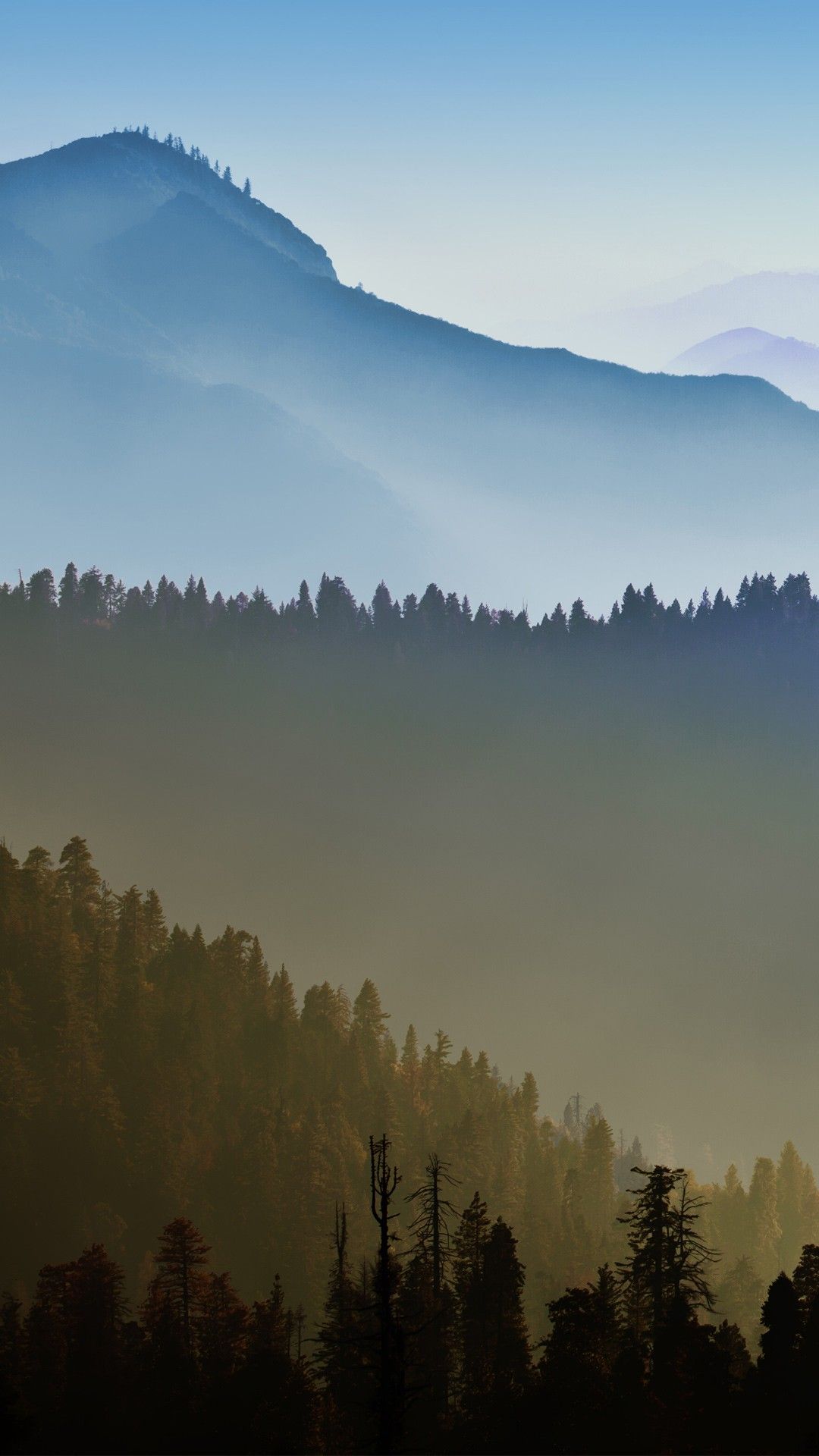 Milky Way Mountain by Yakub Nihat 4K HD Desktop Wallpaper for 4K Ultra HD TV • Tablet