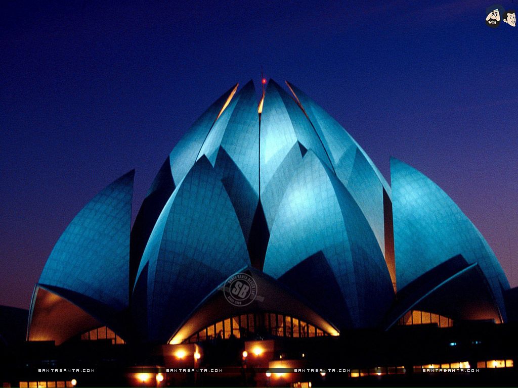 A pictureque view of the Lotus Temple, Delhi (India)