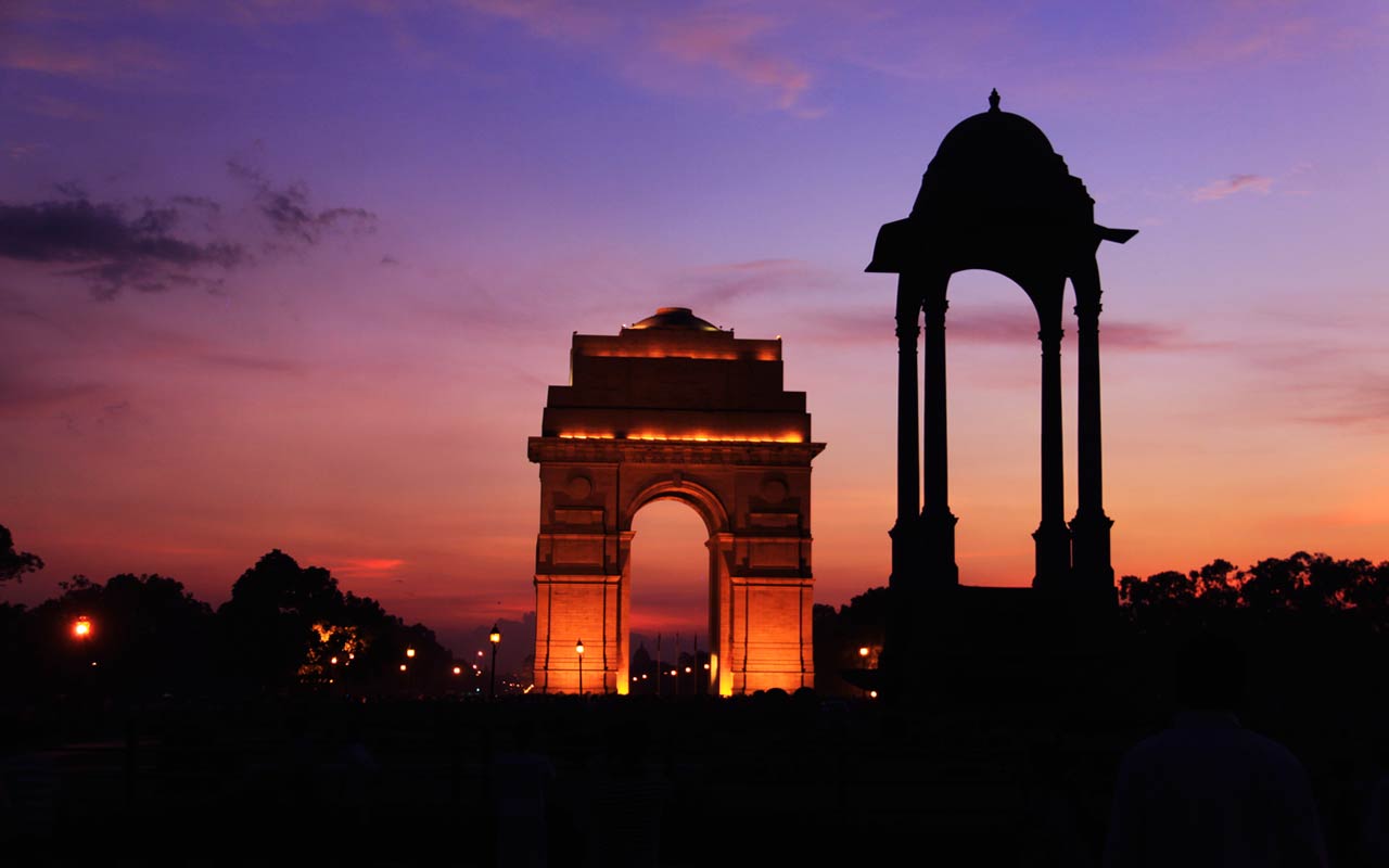 delhi HD wallpaper, landmark, sky, arch, architecture, dusk, monument, triumphal arch, sunset, evening, historic site
