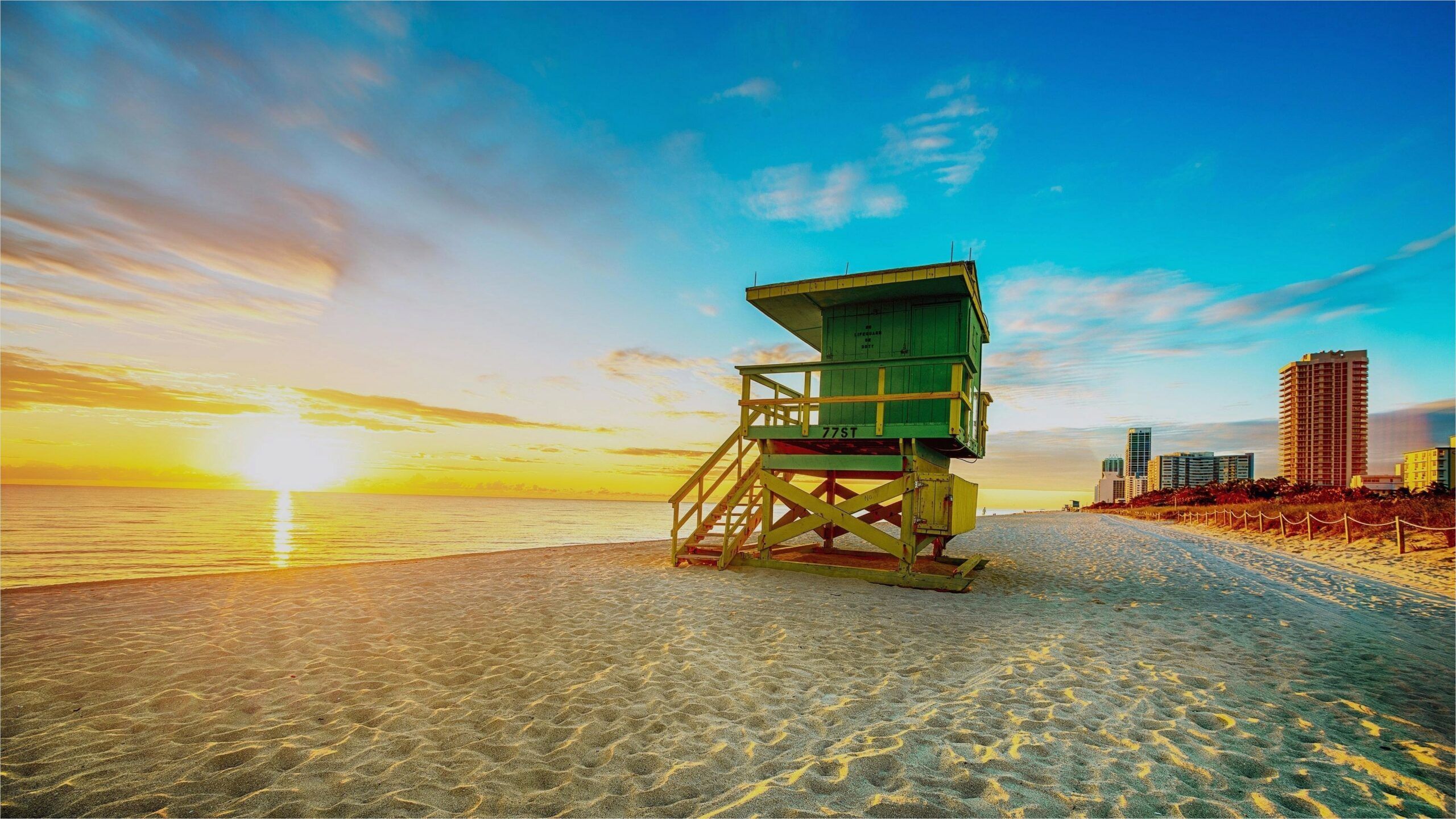 Miami Beach 4k Wallpaper. Beach wallpaper, Florida wallpaper, Miami beach