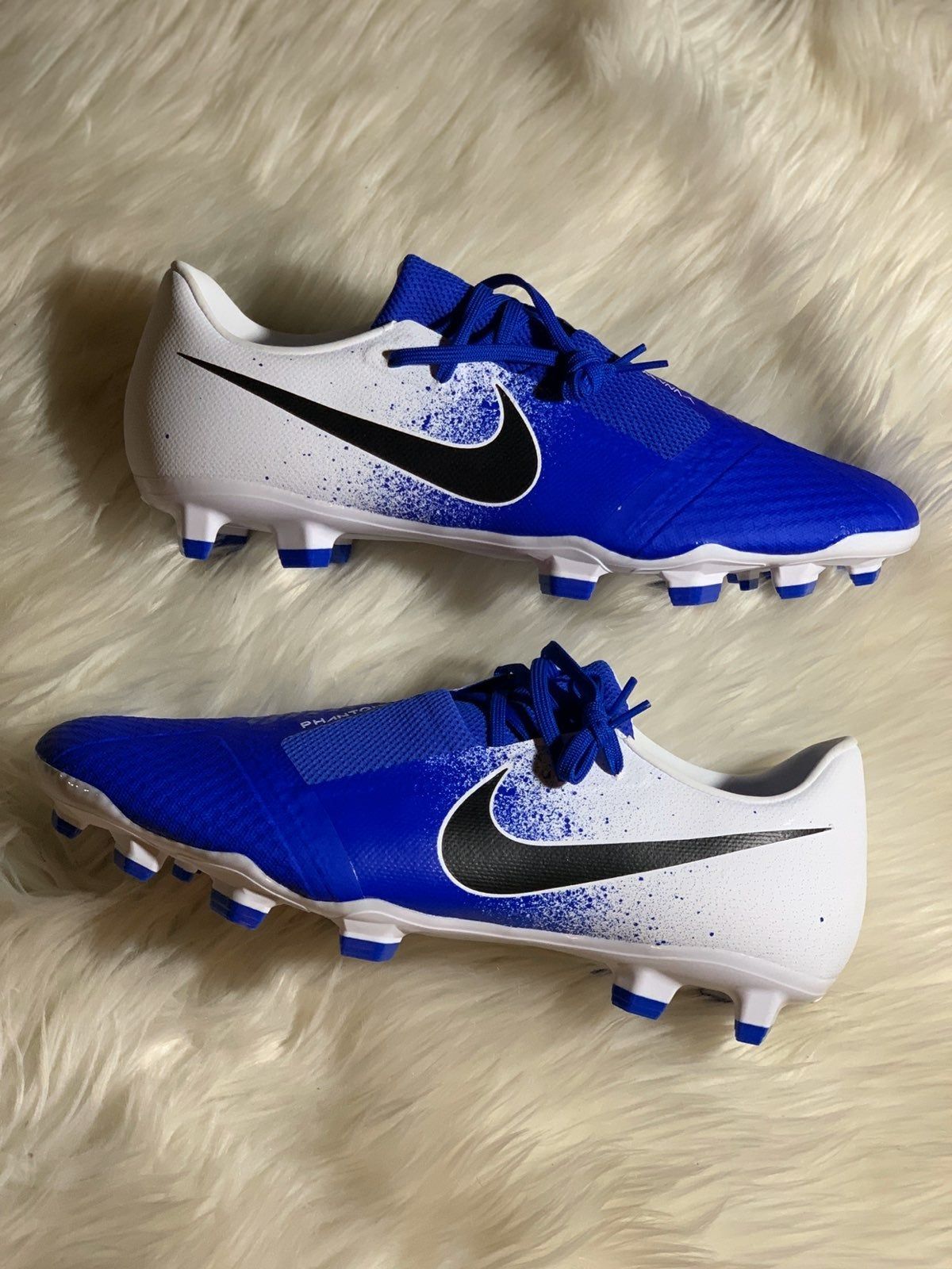 Nike Phantom Venom Academy FG. Soccer art, Nike, Sport shoes