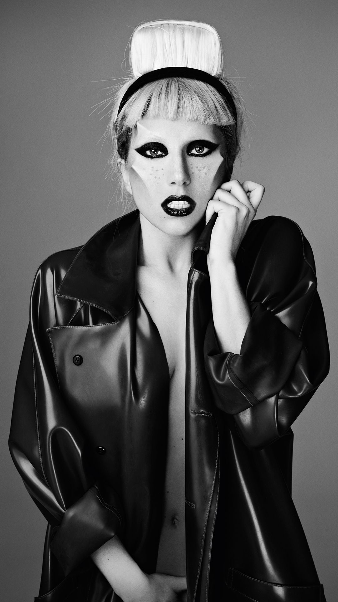 Lady Gaga Born this way htc one wallpaper