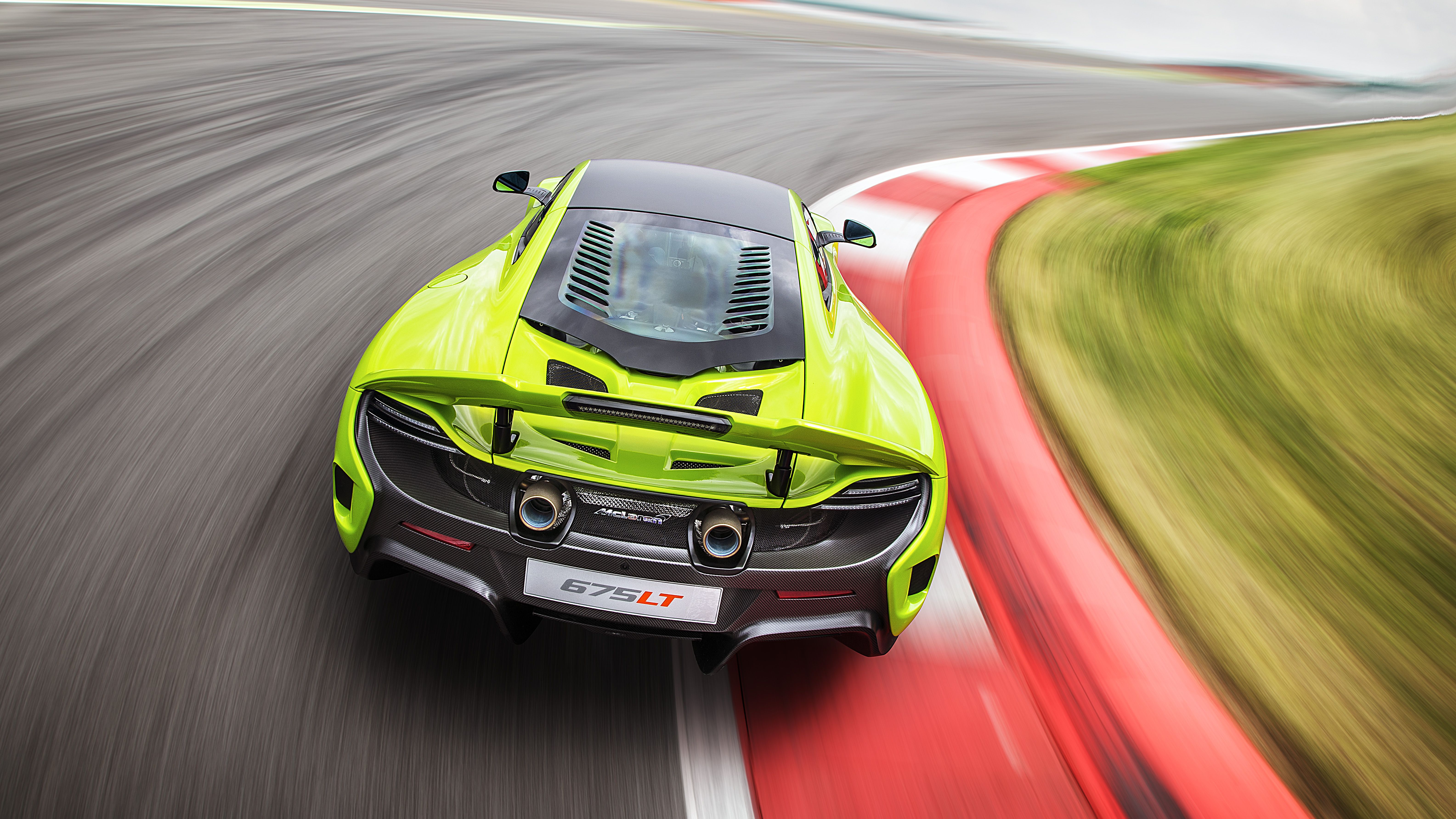 Wallpaper: McLaren's very fast, very green 675LT