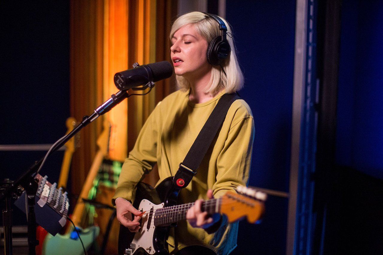 Alvvays Love