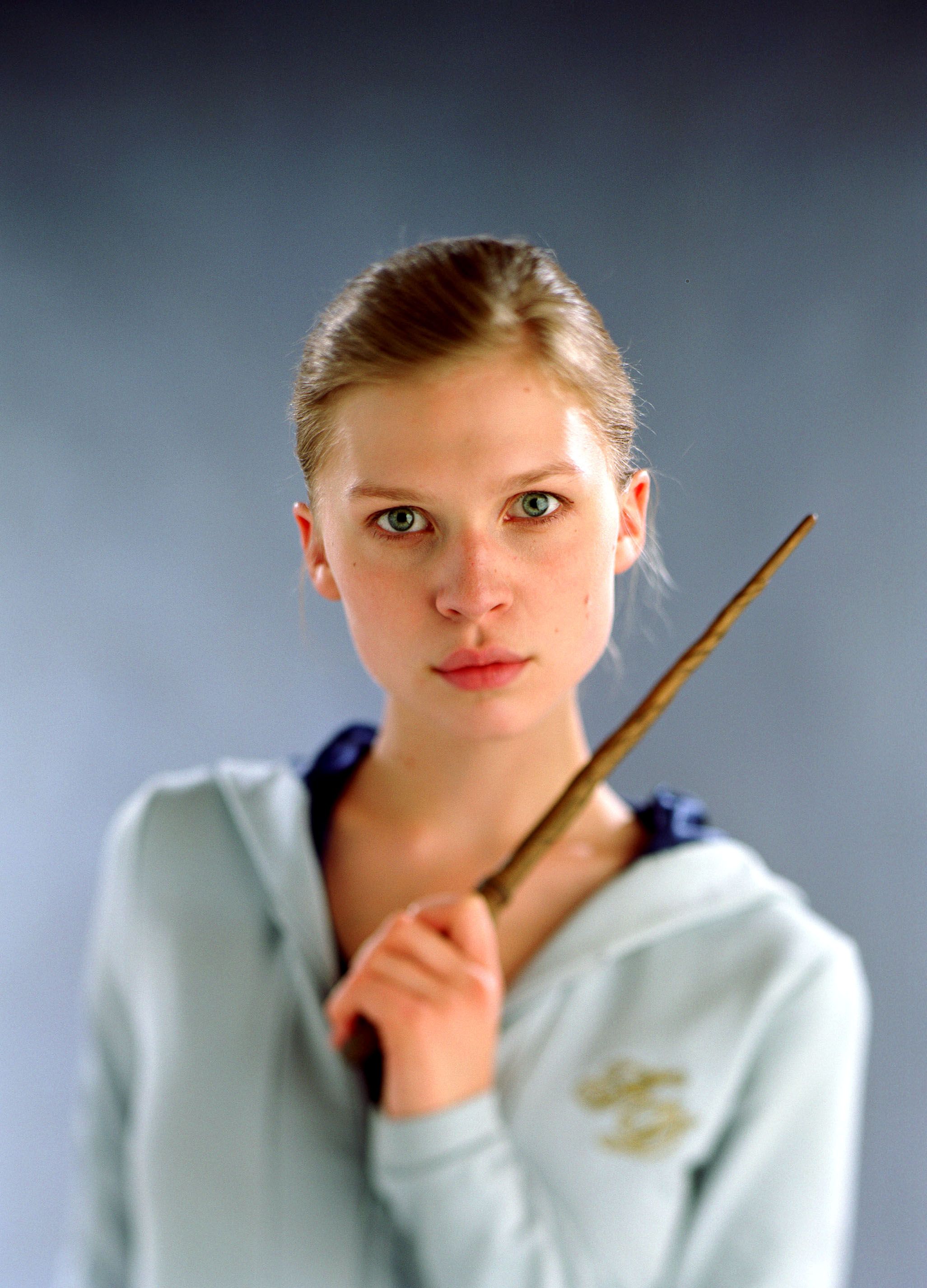 Harry Potter, Clemence Poesy, Fleur Delacour Wallpaper / WallpaperJam.com