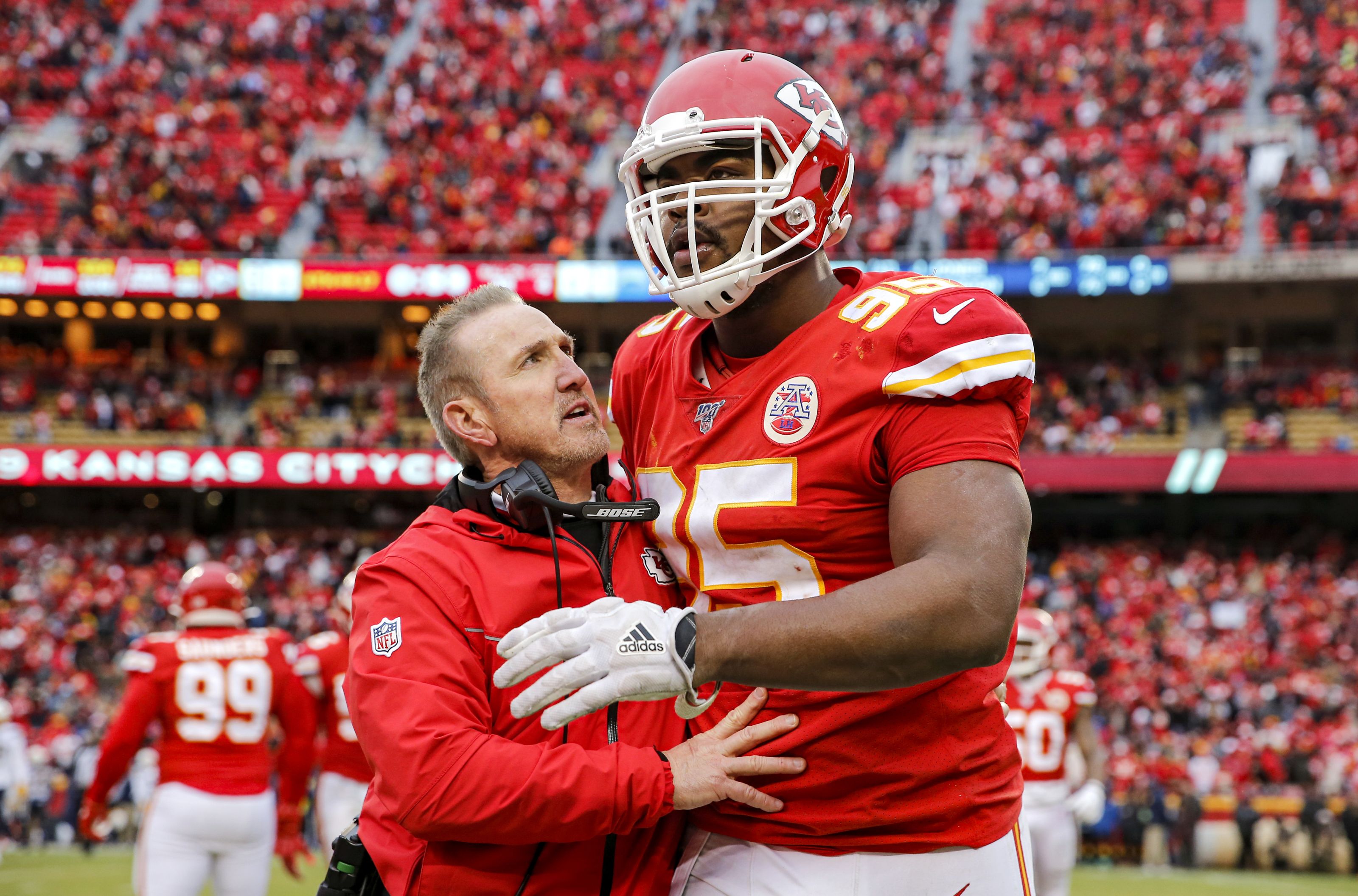 Chris Jones and Chiefs face some difficult decisions before tag deadline