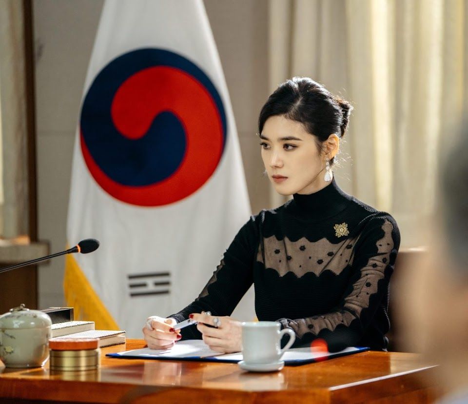 The King: Eternal Monarch Actress Jung Eun Chae Reported To Have Been In An Extramarital Affair With Vocalist Jung Joon Il