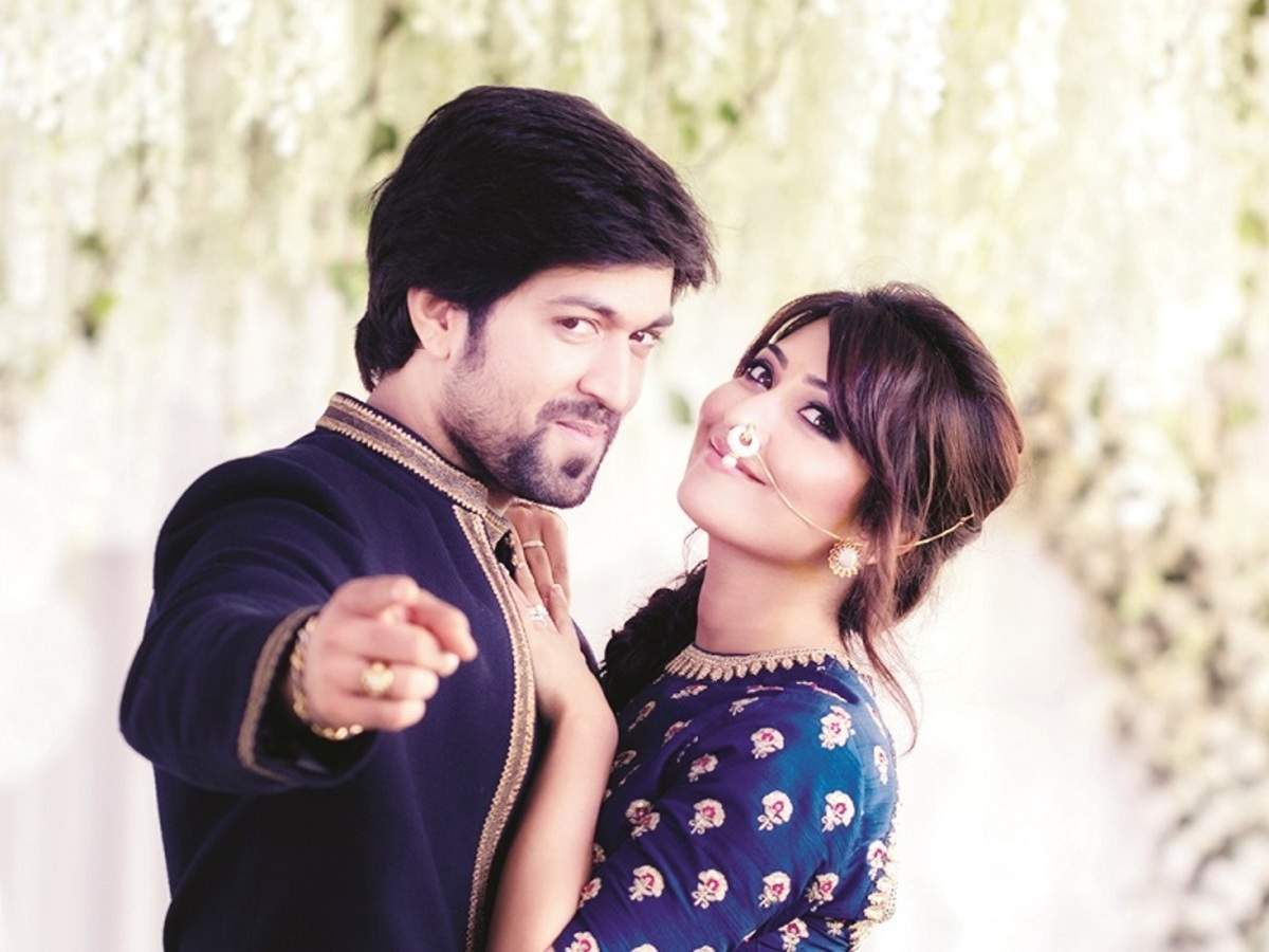 Yogaraj Bhat: Yash and Radhika Pandit open up about their romance for the first time. Kannada Movie News of India