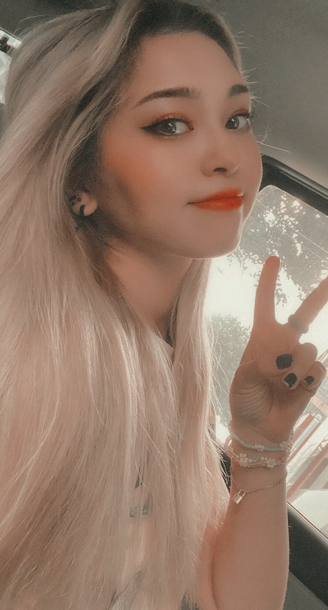 alexa gf material lockscreens!! please like or