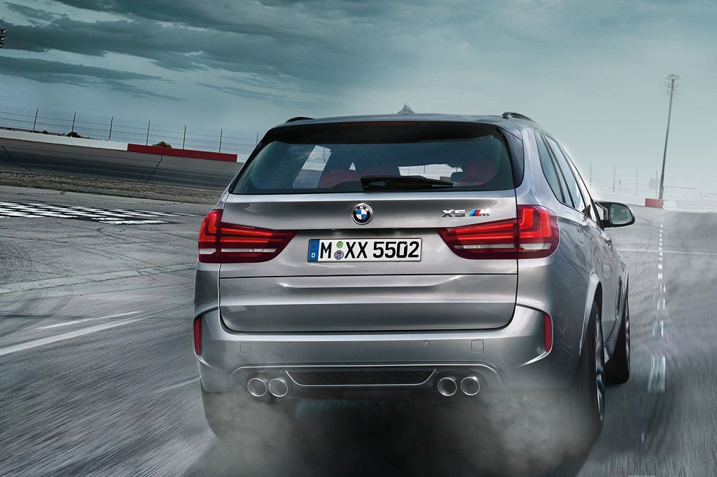 Wallpaper: New BMW X5 M and BMW X6 M