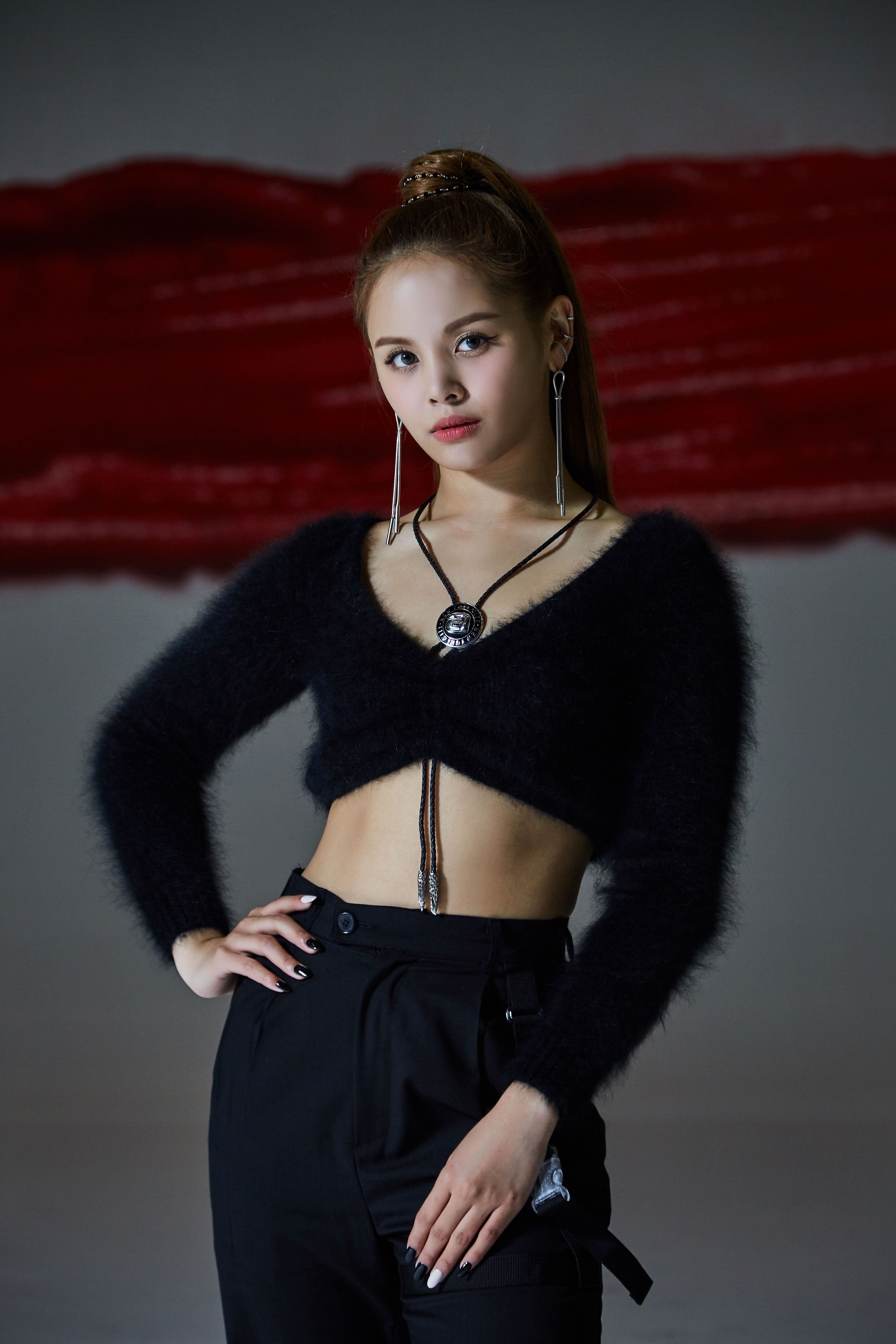 CLC Me Concept Photo (HD HR)-Pop Database Dbkpop.com