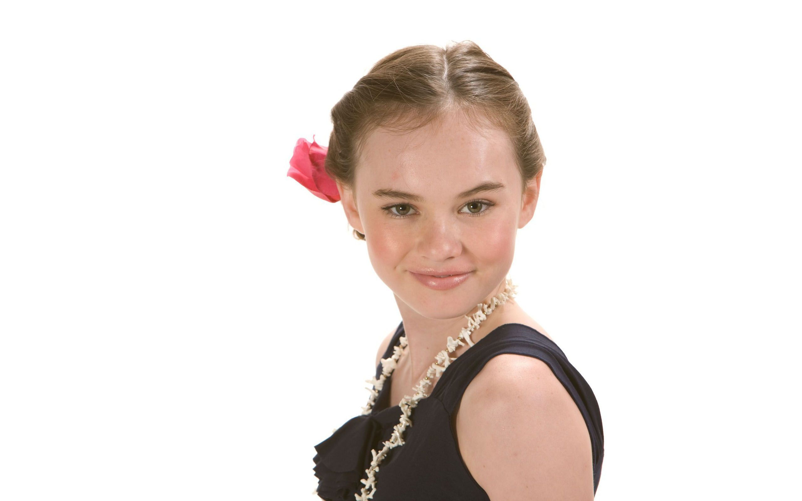 Madeline Carroll Wallpapers - Wallpaper Cave