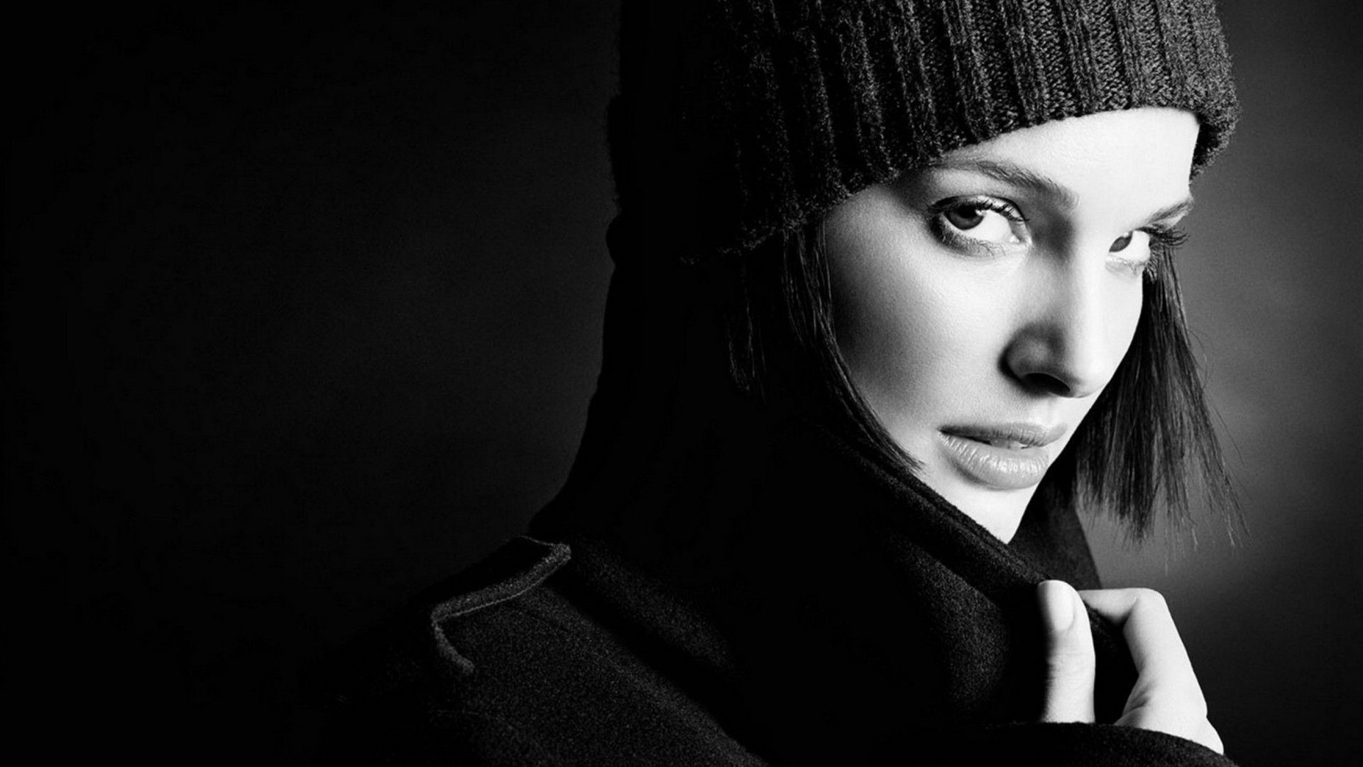 #actress, #monochrome, #Natalie Portman, #black coat wallpaper. Mocah HD Wallpaper