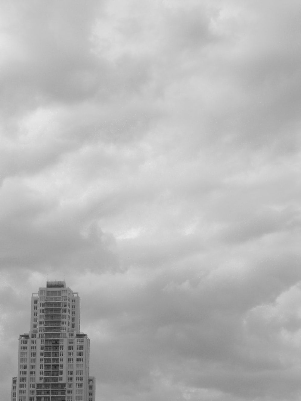 Grey Sky Picture. Download Free Image