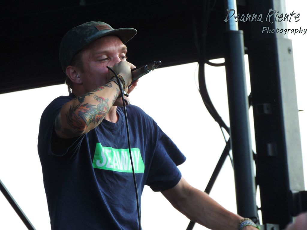 Ben Barlow. Ben Barlow of Neck Deep. Vans Warped Tour 2014