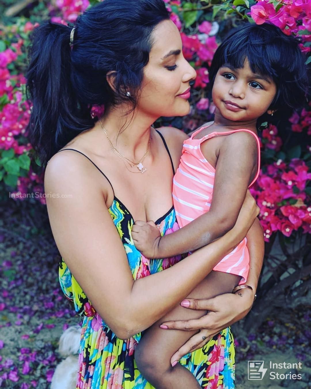 Priya Anand Latest Hot HD Photo Wallpaper (1080p, 4k)