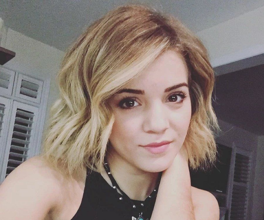 Populer Image of Brittany Raymond